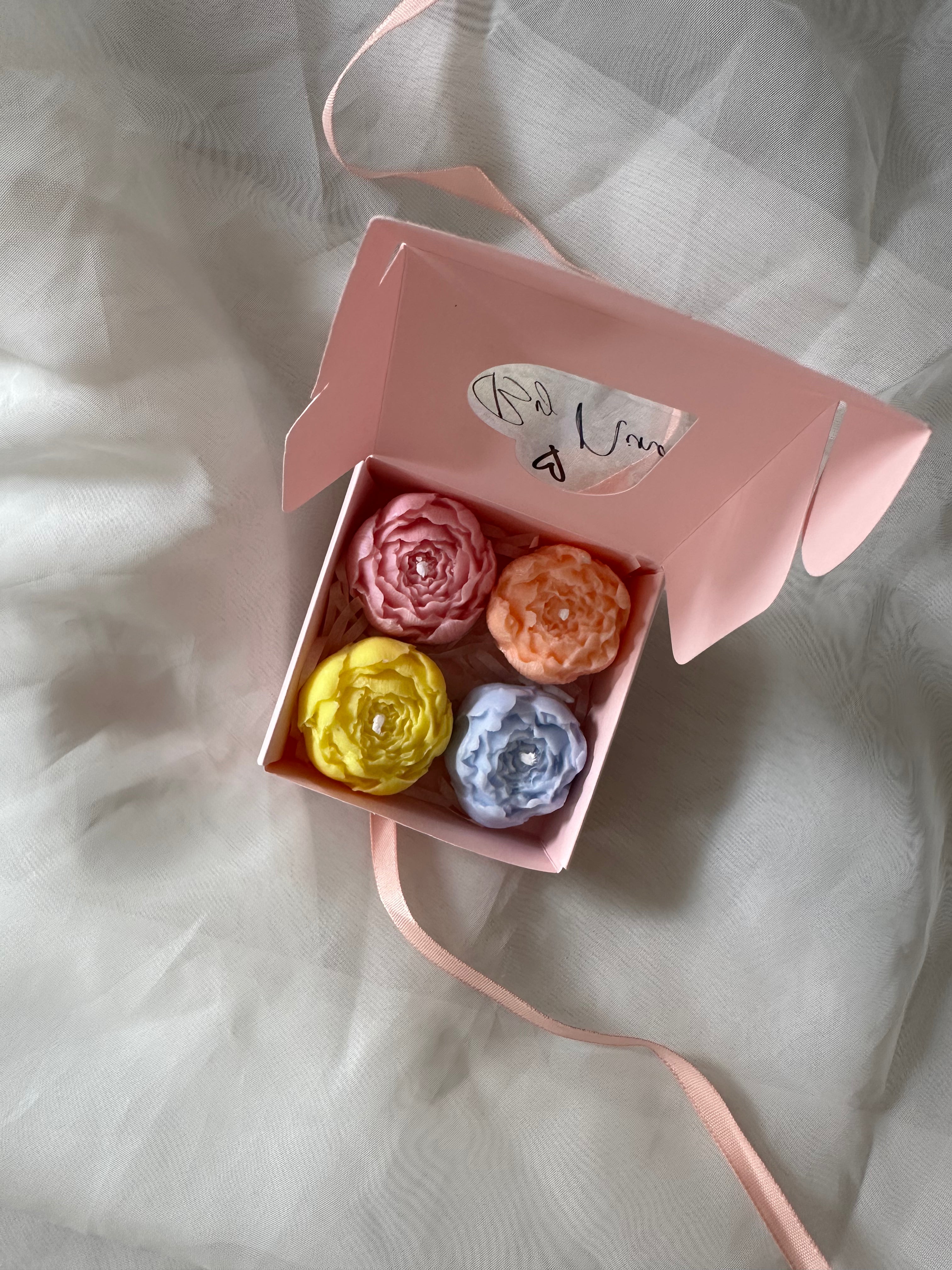 Petite Blooms