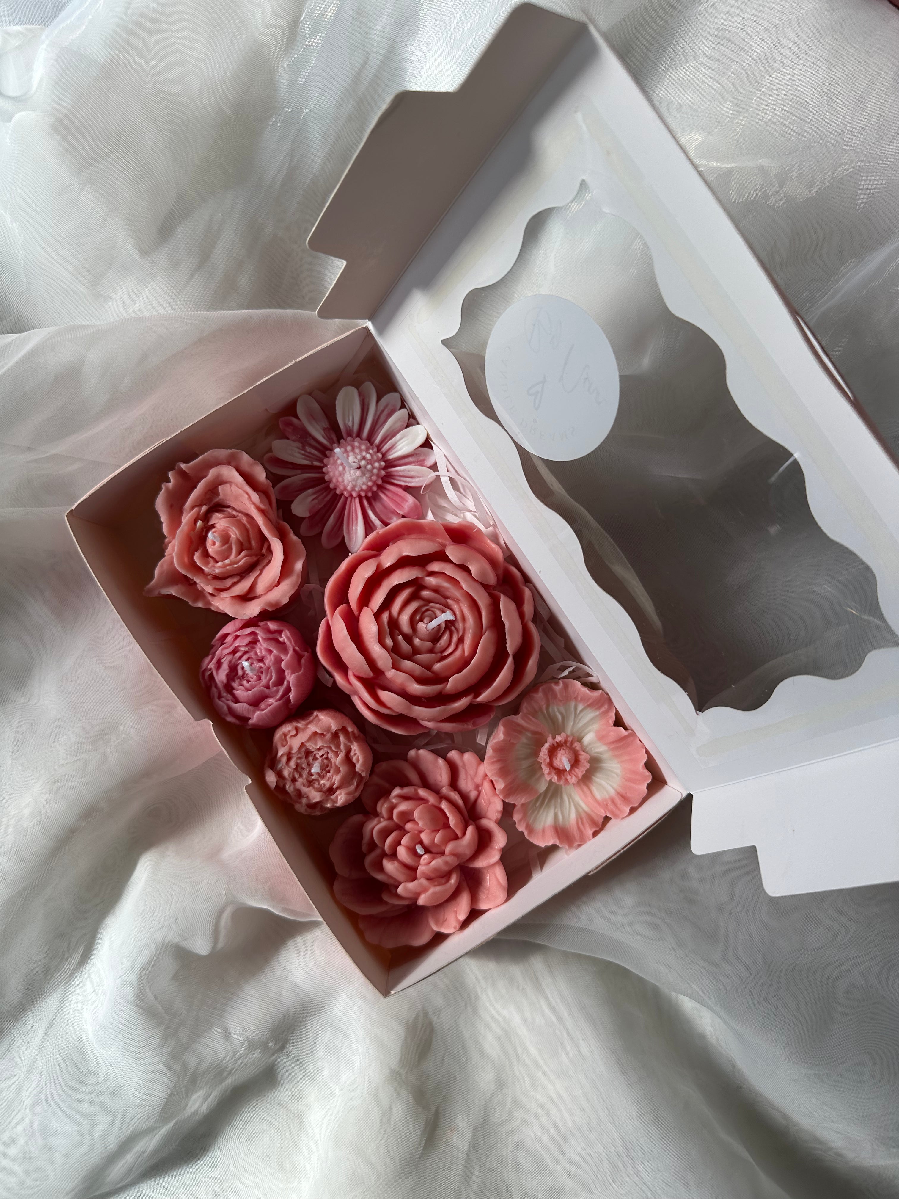 Blush blooms scented candles