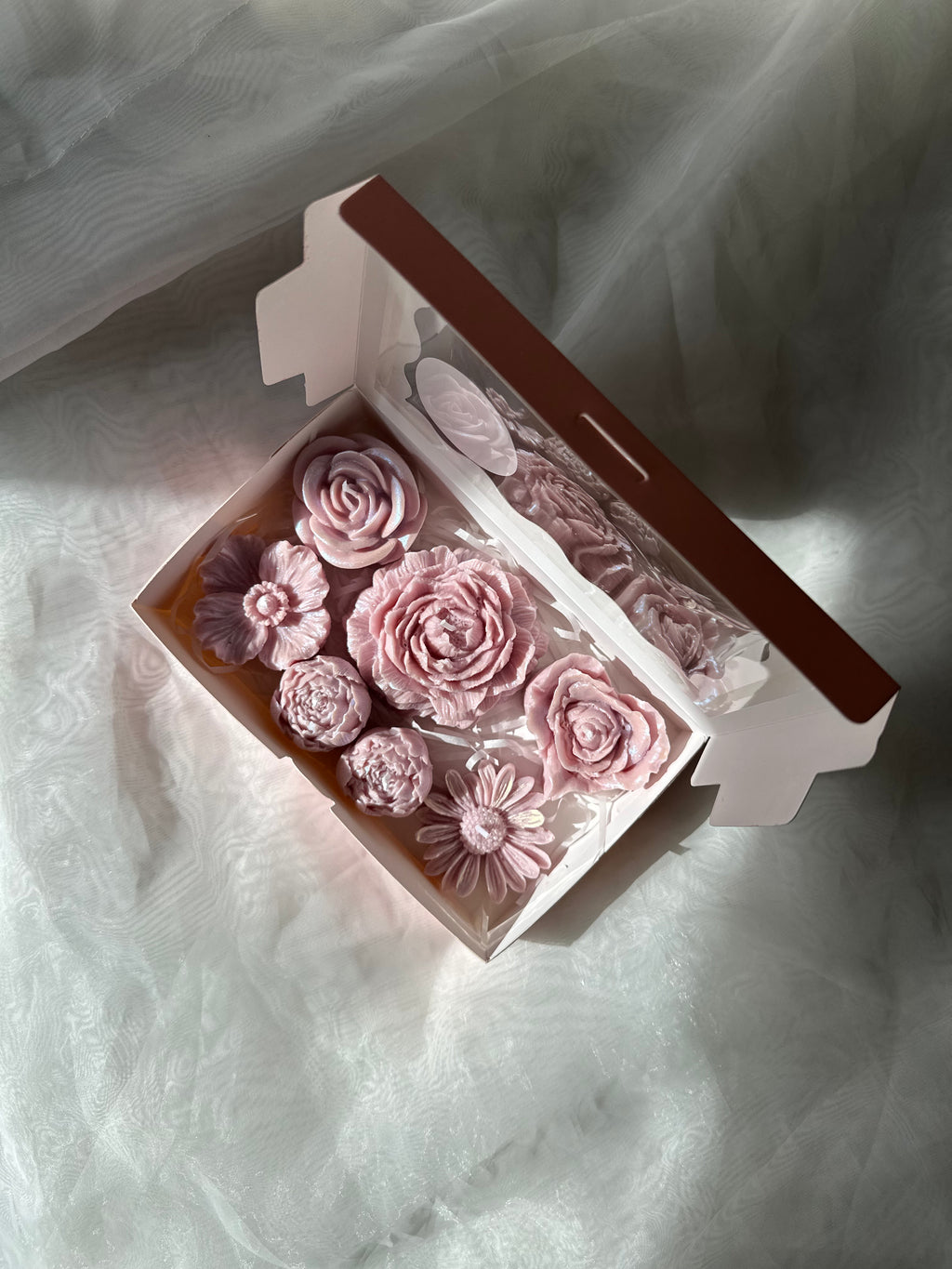 Sakura mix candle blooms gift box